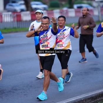 Runner Photo 8177792