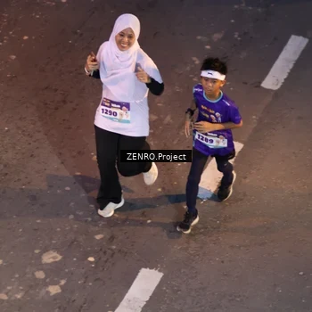 Runner Photo 8177821