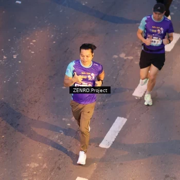 Runner Photo 8177857
