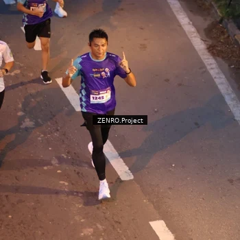 Runner Photo 8177888