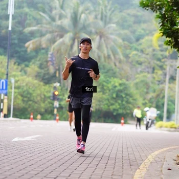 Runner Photo 8177913