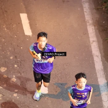 Runner Photo 8177931
