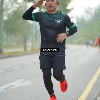Runner Photo 8177950