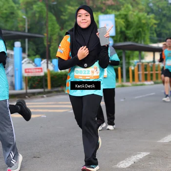 Runner Photo 8178752