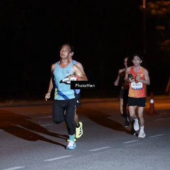 Runner Photo 8178759