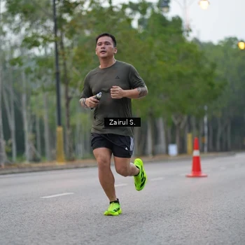 Runner Photo 8178879