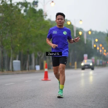 Runner Photo 8178893