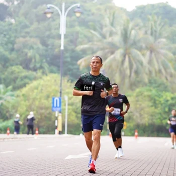 Runner Photo 8178904