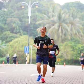 Runner Photo 8178919