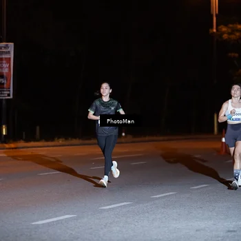 Runner Photo 8178978
