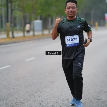 Runner Photo 8179001