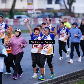 Runner Photo 8179005
