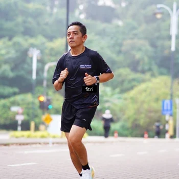 Runner Photo 8179010