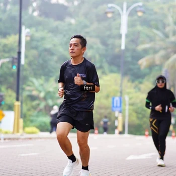 Runner Photo 8179019