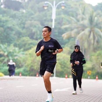 Runner Photo 8179032