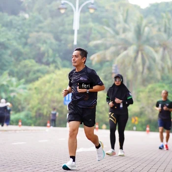 Runner Photo 8179033