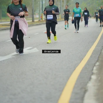 Runner Photo 8179040