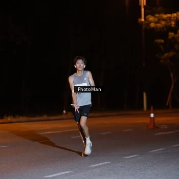 Runner Photo 8179137