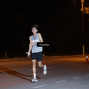 Runner Photo 8179188