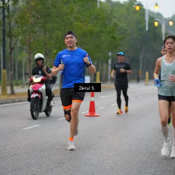 Runner Photo 8179497