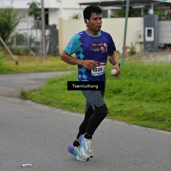 Runner Photo 8179655