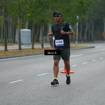 Runner Photo 8179673