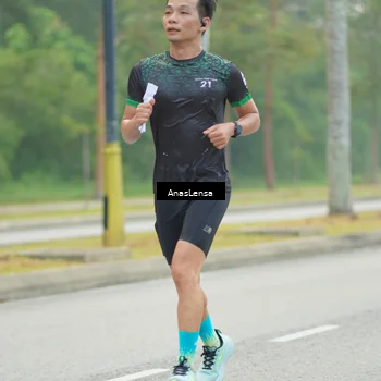 Runner Photo 8179684