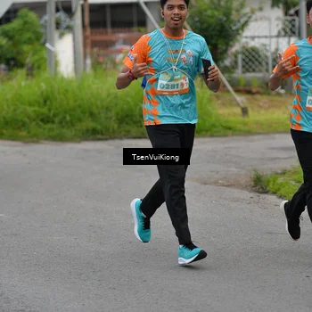 Runner Photo 8179749