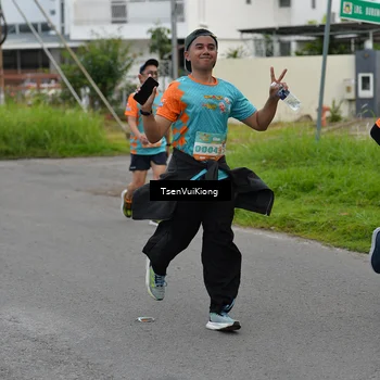 Runner Photo 8179858