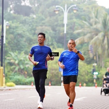 Runner Photo 8179916