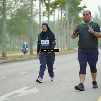 Runner Photo 8180032