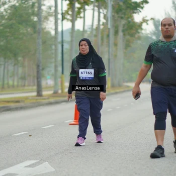 Runner Photo 8180044
