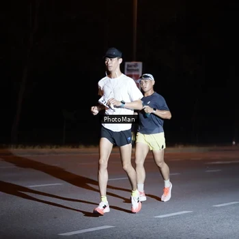 Runner Photo 8180051
