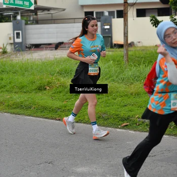 Runner Photo 8180103