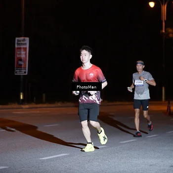 Runner Photo 8180135