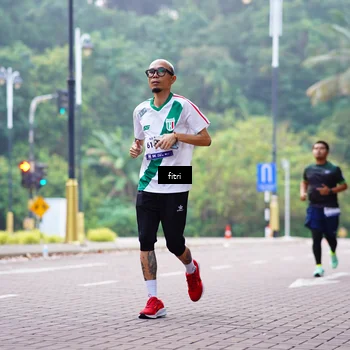 Runner Photo 8180159