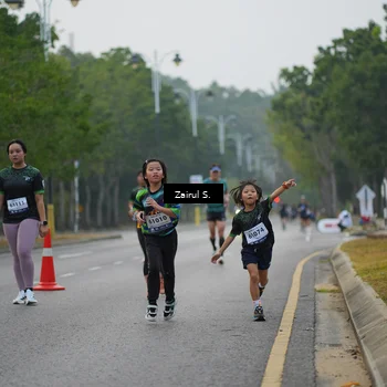 Runner Photo 8180171