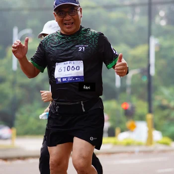 Runner Photo 8180200