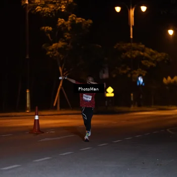 Runner Photo 8180212
