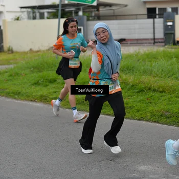 Runner Photo 8180215