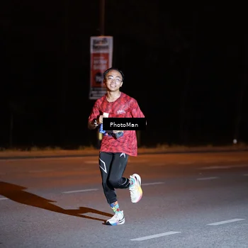 Runner Photo 8180307