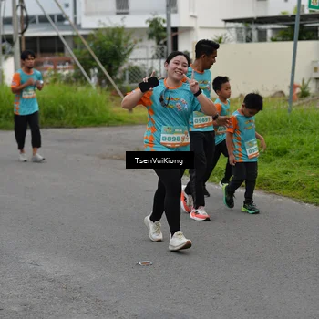 Runner Photo 8180308