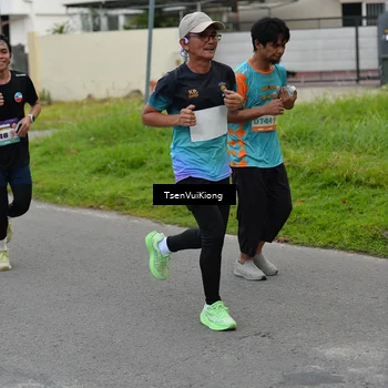 Runner Photo 8180363