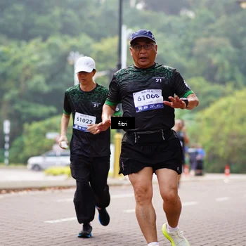 Runner Photo 8180368