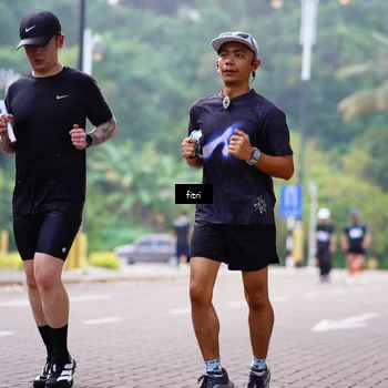 Runner Photo 8180394