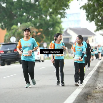 Runner Photo 8180398