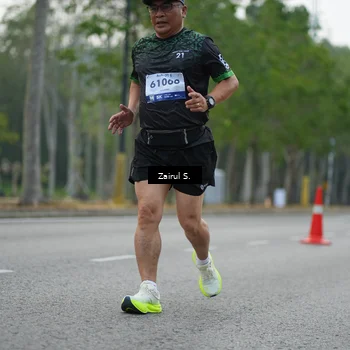 Runner Photo 8180437