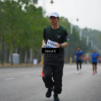 Runner Photo 8180469