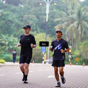 Runner Photo 8180477