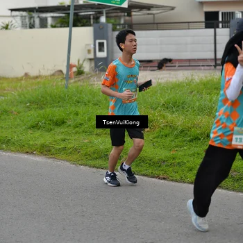 Runner Photo 8180512